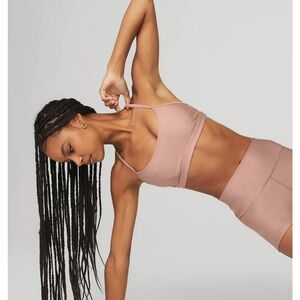 ALO airlift intrigue sports bra womens S small smoky quartz